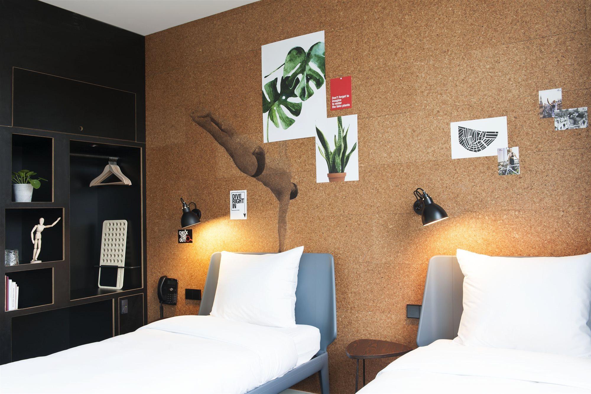 Conscious Hotel The Tire Station Amsterdam Exteriör bild