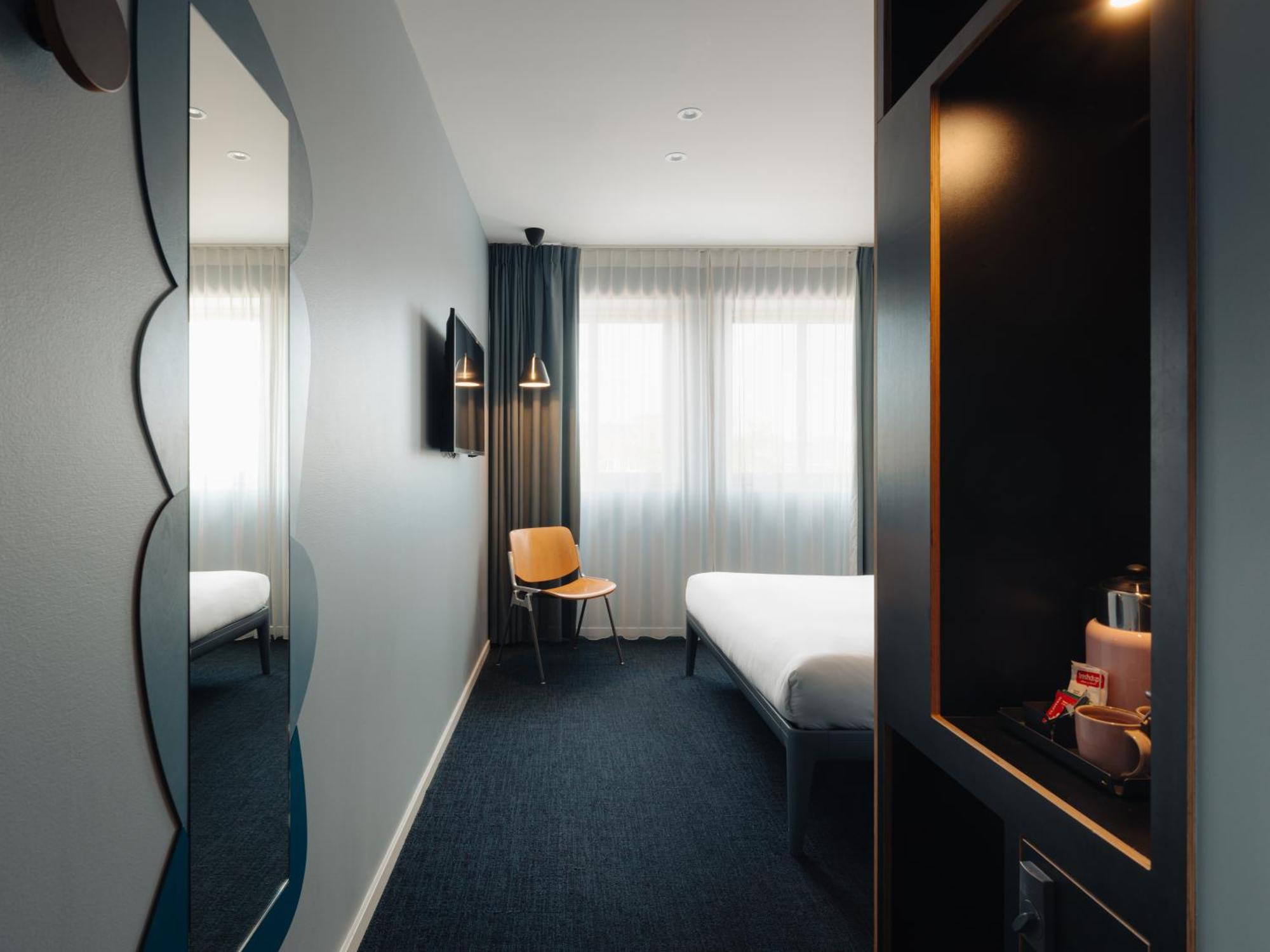 Conscious Hotel The Tire Station Amsterdam Exteriör bild